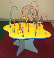 Стол с бусинками