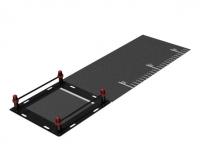 Комплекс для выполнения испытания "Прыжок в длину с места толчком двумя ногами" с нанесенной разметкой не менее чем на 320 см