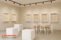 Комплект мебели для музея Выставочный зал