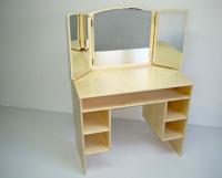 Туалетный столик