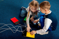 Системы голосования и управления для сенсорных комнат + Набор из четырех клавиш управления