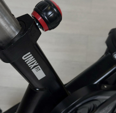 Велотренажеры + Велотренажер UNIX Fit Techno AirBike 900