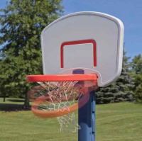 Игровое домашнее оборудование + Детский баскетбольный щит
