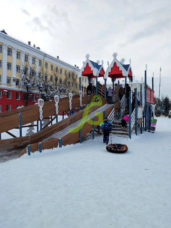 Зимние деревянные горки + Зимняя деревянная горка "IgraGrad Snow Fox 17" с тремя скатами